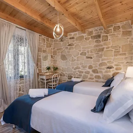 Vanka Hriszí Aktí Haniá